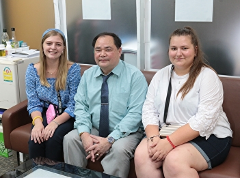 Exchange Students Says Goodbye