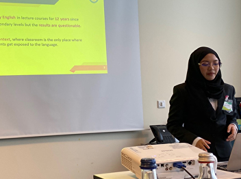 Scholarship Student expresses her
gratitude - Miss Sasikorn Dowden