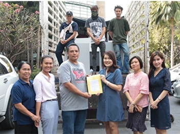 ILPC Donates Chairs and Desks to
SuanKaew Foundation