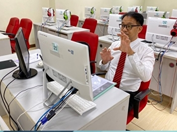 ILPC Provides a Real-time Online
Training of English for Undergraduate
Students